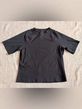 Nike Ribbed tee - women’s medium